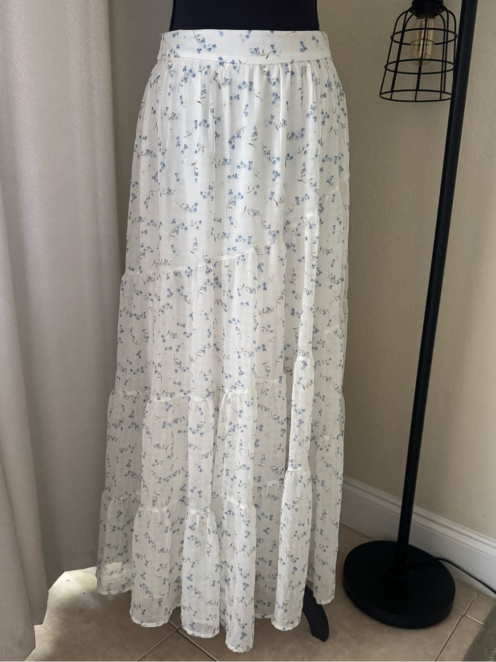 Altar’d State White Blue Floral Tiered Maxi Skirt Cottagecore Boho Size M - Picture 2 of 6